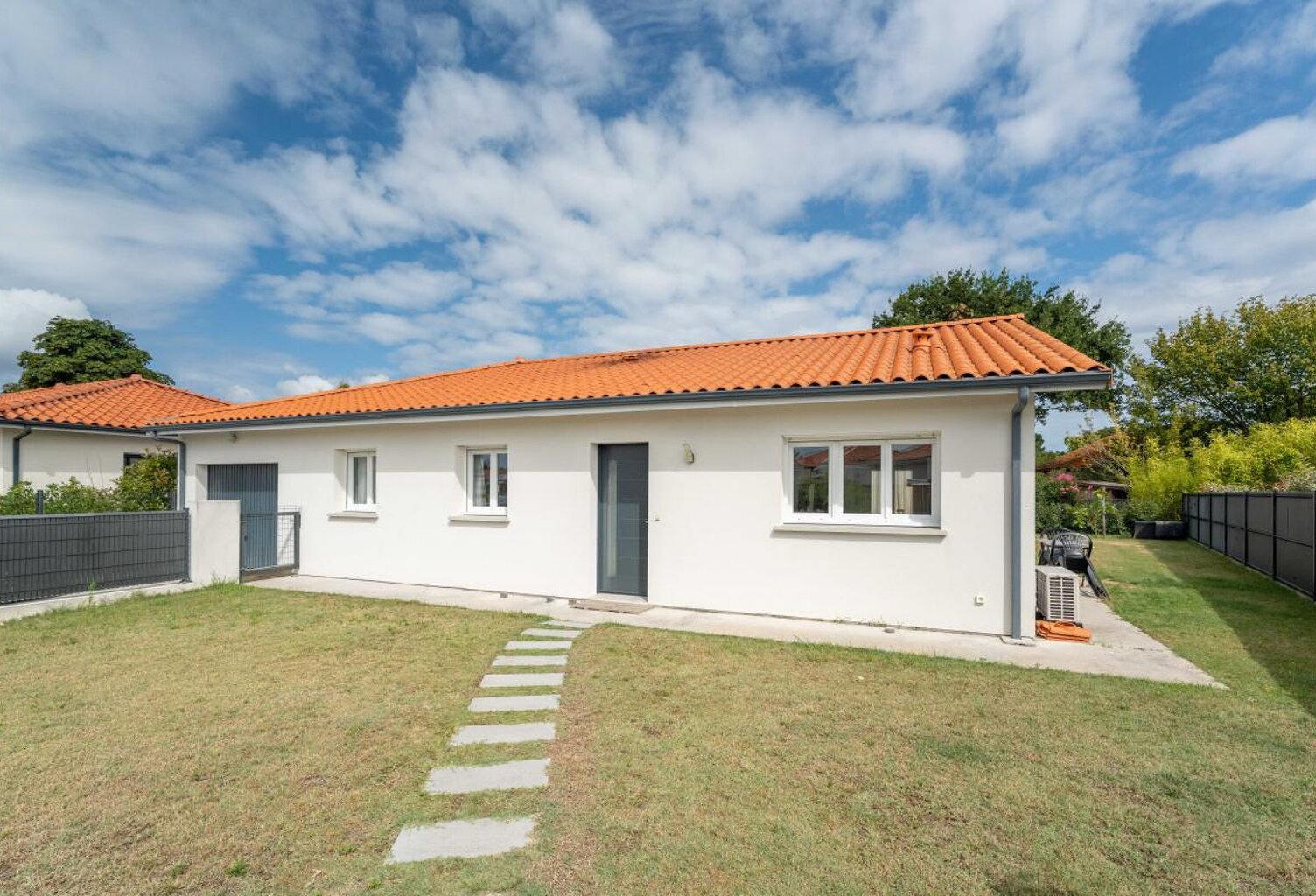 Maison À Vendre — photo 1