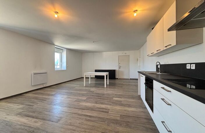 Appartement t3 vendu loué - SOUS COMPROMIS - PLUS DISPONIBLE — photo 2
