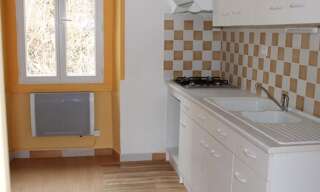 Maison 9 Pièces 178 m² à vendre à Saint Bonnet-Laval (48600)