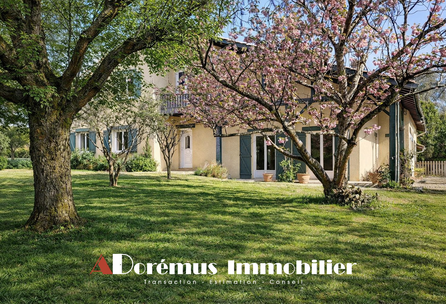 BOULIAC CENTRE   Grande maison familiale avec piscine, logem — photo 1