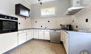 Maison 10 Pièces 220 m² à vendre à Salles (33770)