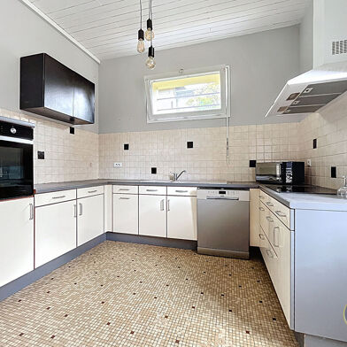 Maison 10 pièces 371000 €