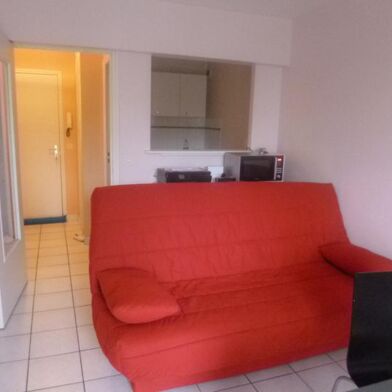 Appartement 1 pièces 352 €