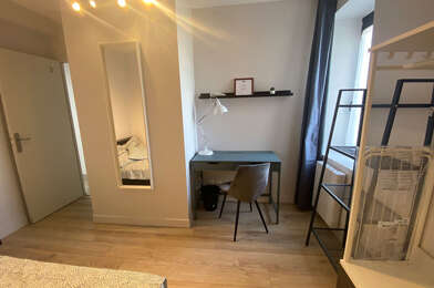 Appartement 9 pièces 558 €