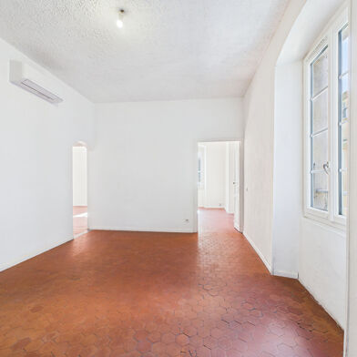 Appartement 3 pièces 780 €