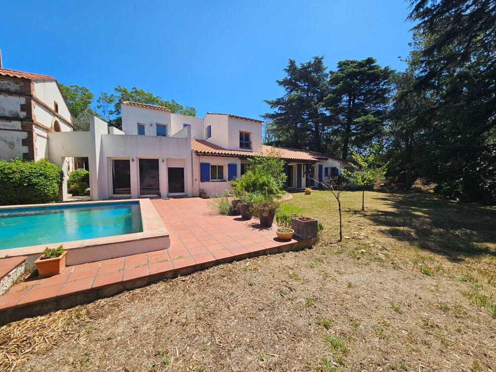 Villa / Maison  T6 à vendre Perpignan 66000