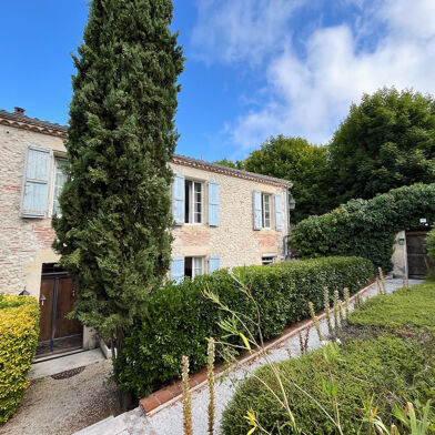 Appartement 3 pièces 598 €