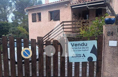 VENDU SIXIEME AVENUE FREJUS SAINT RAPHAEL — photo du bien