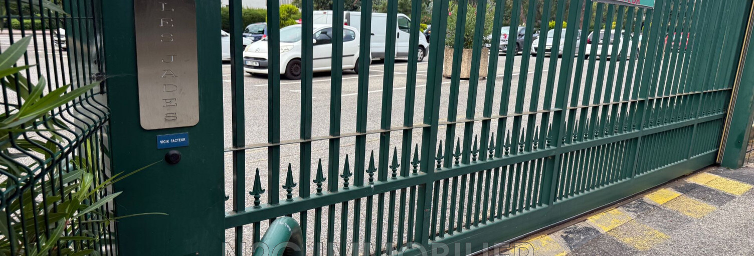 Garage   m² à louer à Le Cannet (06110)