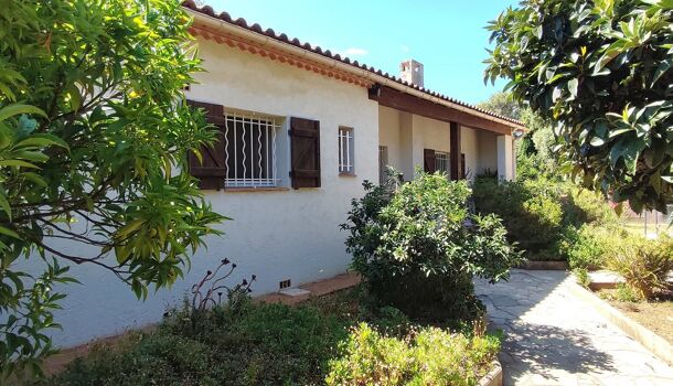 Propri&eacute;t&eacute; 12 pièces  à vendre Londe-les-Maures (La) 83250