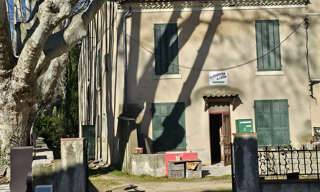 Maison 9 Pièces 450 m² à vendre à Cucuron (84160)