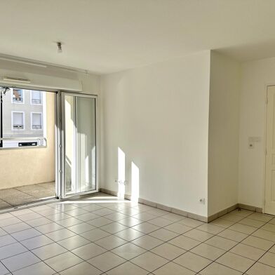 Appartement 3 pièces 196000 €