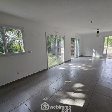 Maison 4 pièces 258000 €