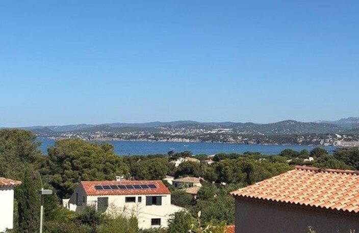 Maison famililale avec vue mer-Le Brusc — photo 2