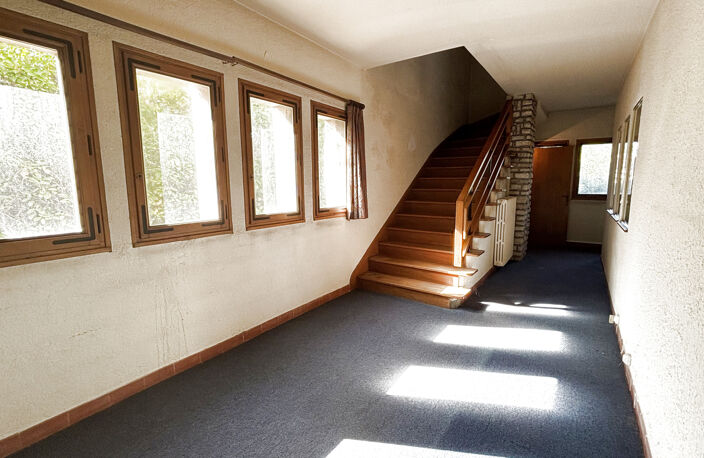 À vendre   Maison de 7 pièces   185 m2 + sous-sol 120 m2 — photo 5