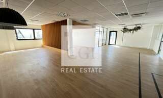 Bureau  479 m² à louer à Pusignan (69330)
