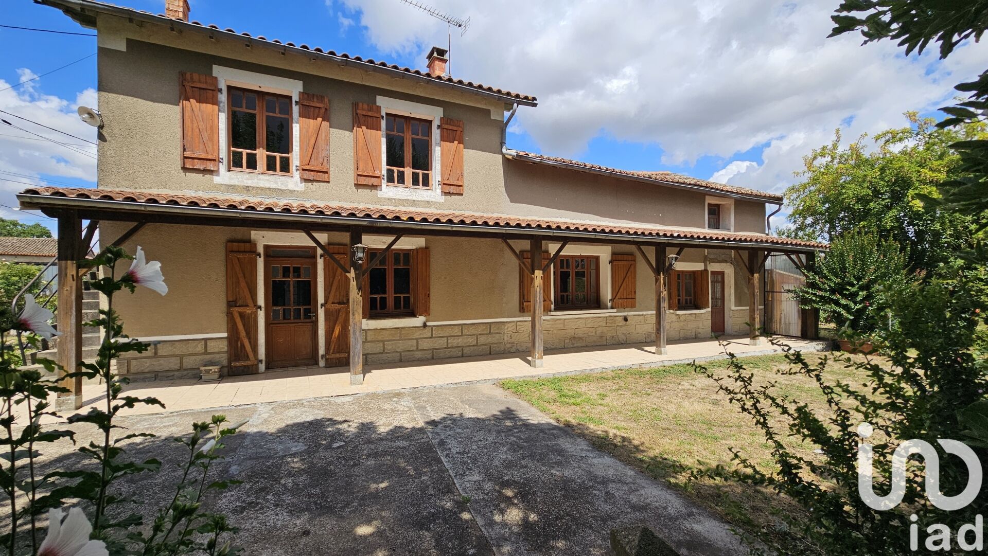 St-Macoux - 132m² - 6p. - 4ch.
