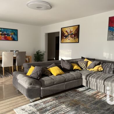 Appartement 5 pièces 254000 €