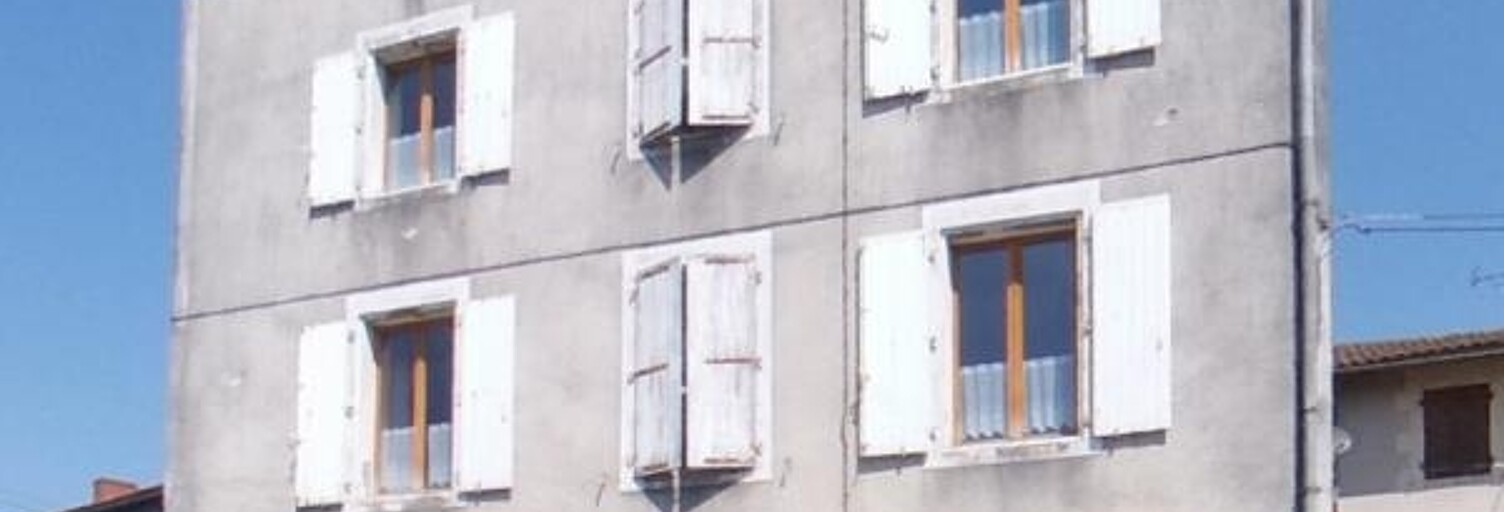 Maison 6 Pièces 181 m² à vendre à Chabanais (16150)