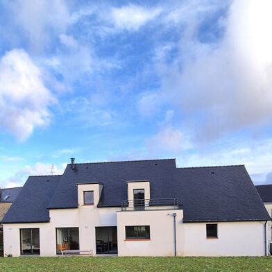 Maison 6 pièces 373400 €