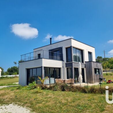 Maison 5 pièces 420500 €