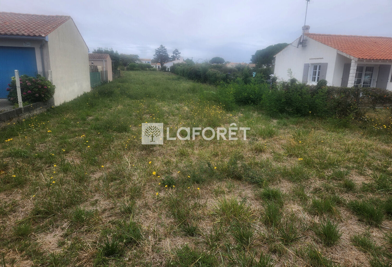 LA BREE LES BAINS — photo 1