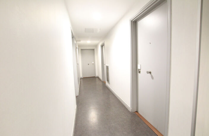 Villeurbanne STUDIO de 19 m² EN RESIDENCE ETUDIANTE — photo 4