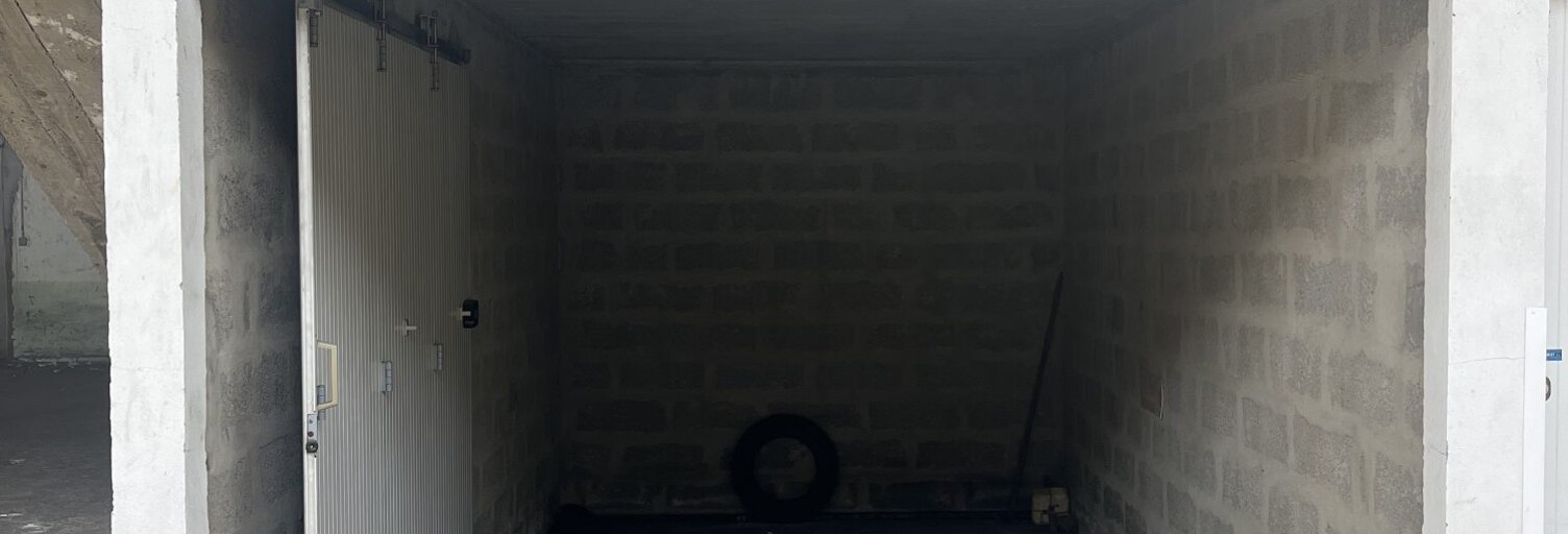 Garage  11 m² à louer à Les Sables-d'Olonne (85100)