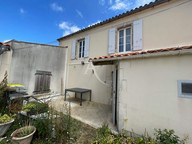 Maison de bourg Breuil Magné — photo du bien