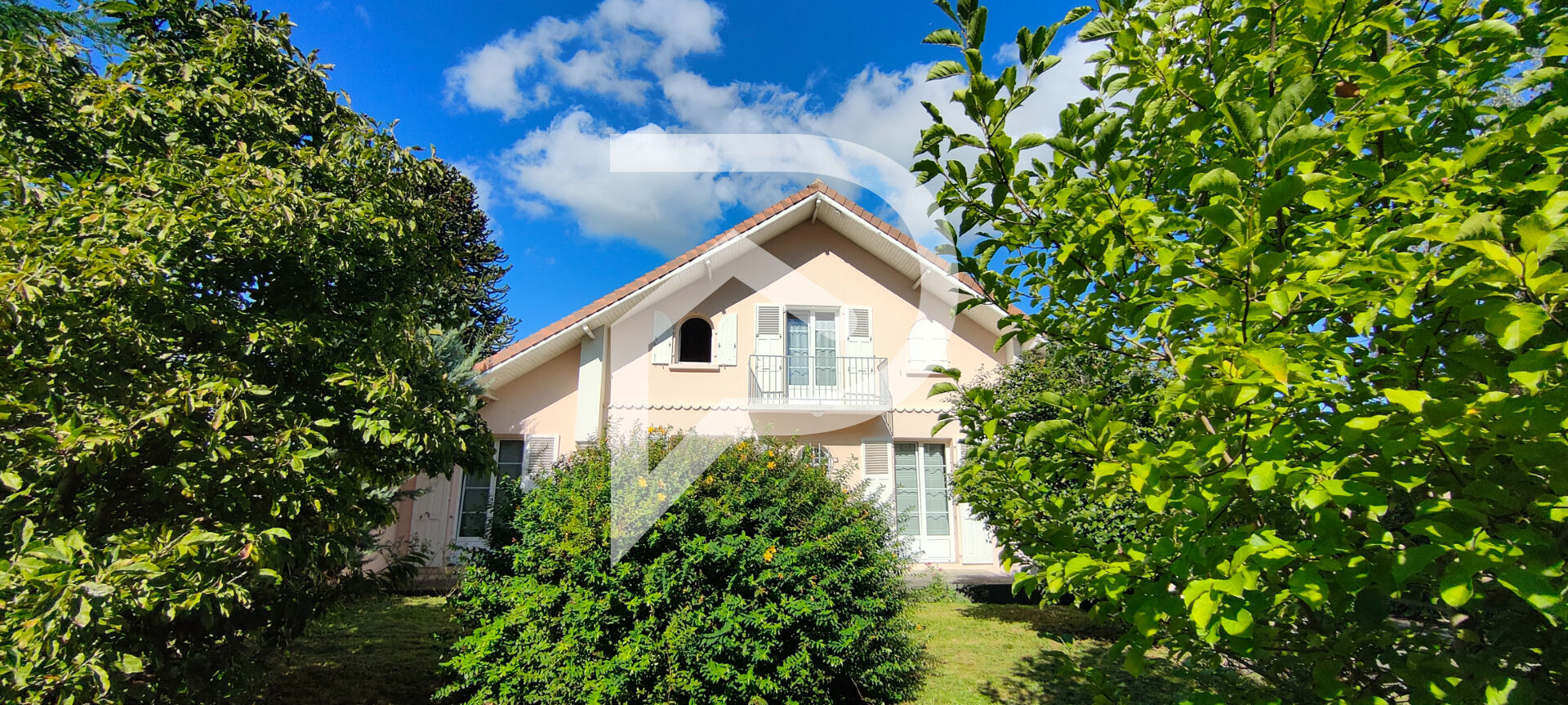 Villa / Maison  T7 à vendre Lannemezan 65300