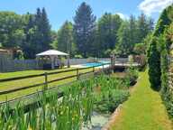 Beau camping avec maison d'habitation et 7.8ha de terrain — photo 2