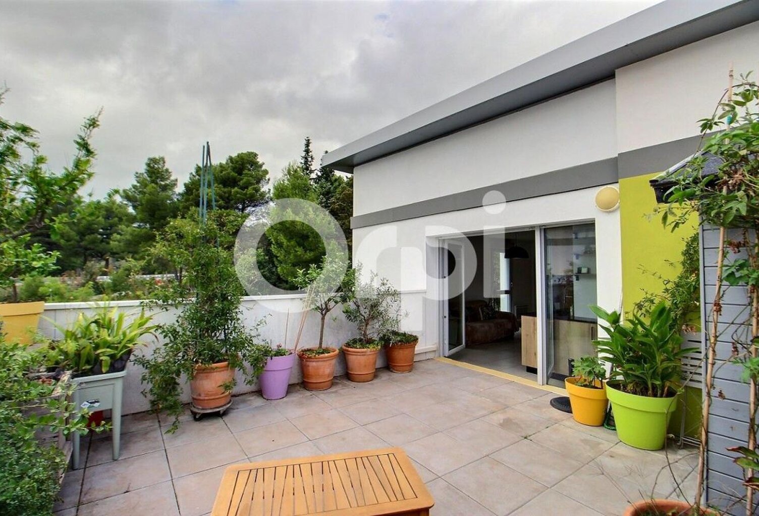 Toit terrasse - T2 - Stationnement - 13400 Aubagne — photo 1