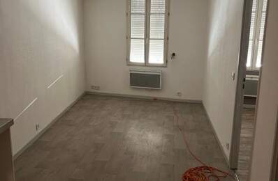 Appartement à louer nu, 1 chambre, Saintes — photo du bien