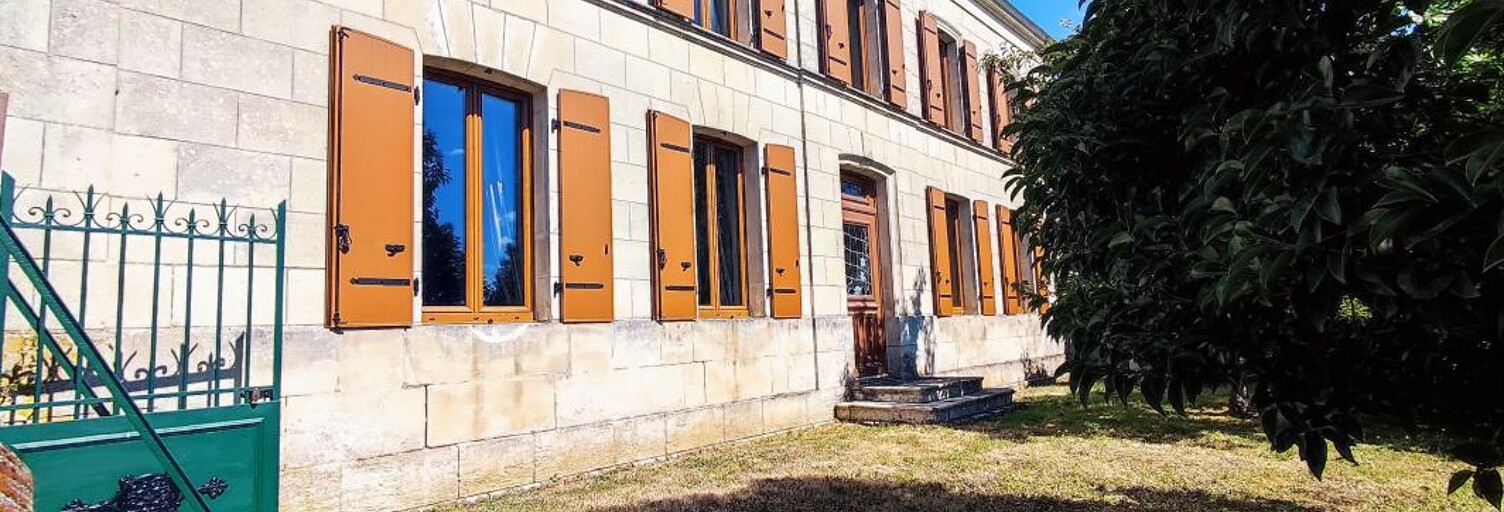 Maison 5 Pièces 235 m² à vendre à Nieul-le-Virouil (17150)