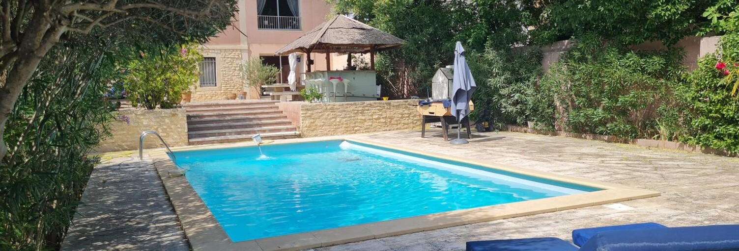 Maison 6 Pièces 217 m² à vendre à Les Angles (30133)