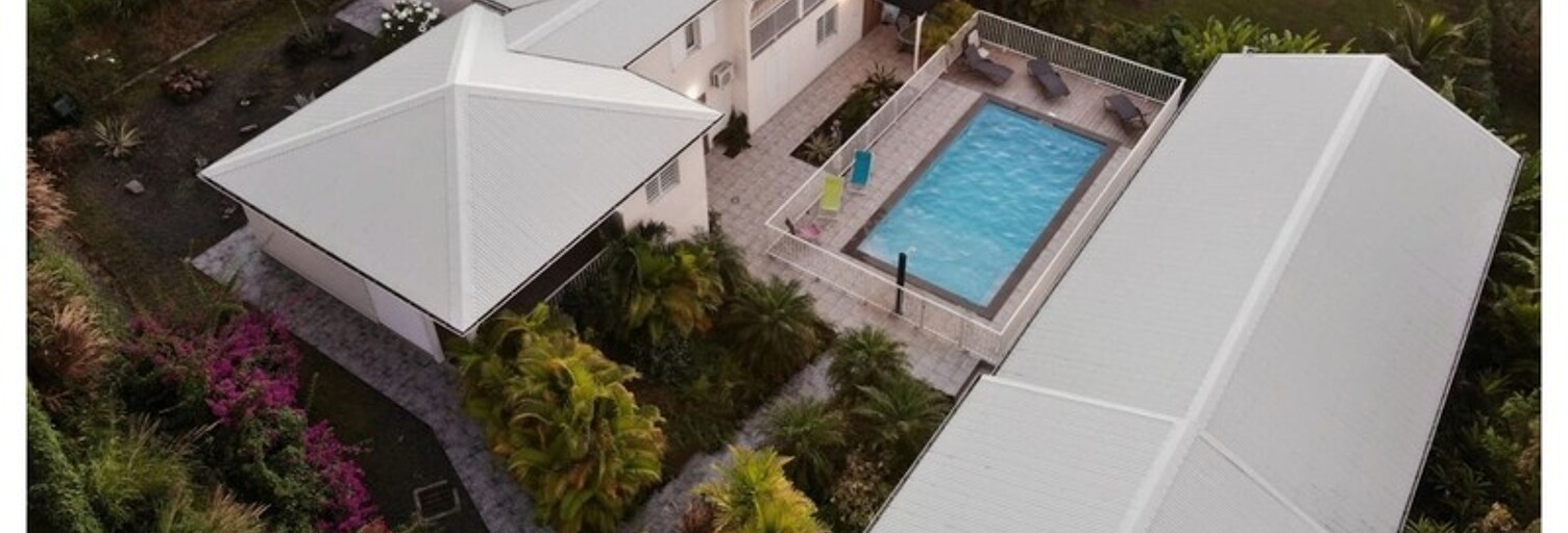 Maison 15 Pièces 277 m² à vendre à Bouillante (97125)