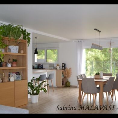 Maison 5 pièces 370000 €