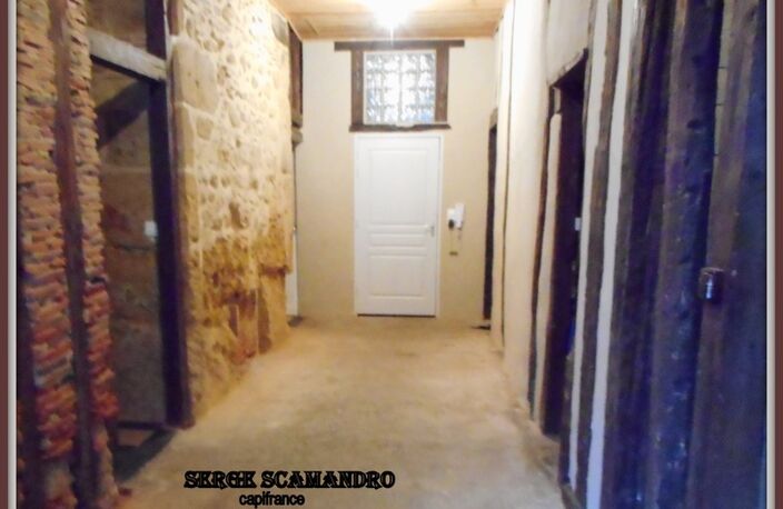 Dpt Gers (32), à vendre MASSEUBE appartement T4 - 150 M² EN REZ-DE-CHAUSSEE- 3 CHAMBRES - GARAGE ATTENANT 130 M² — photo 3
