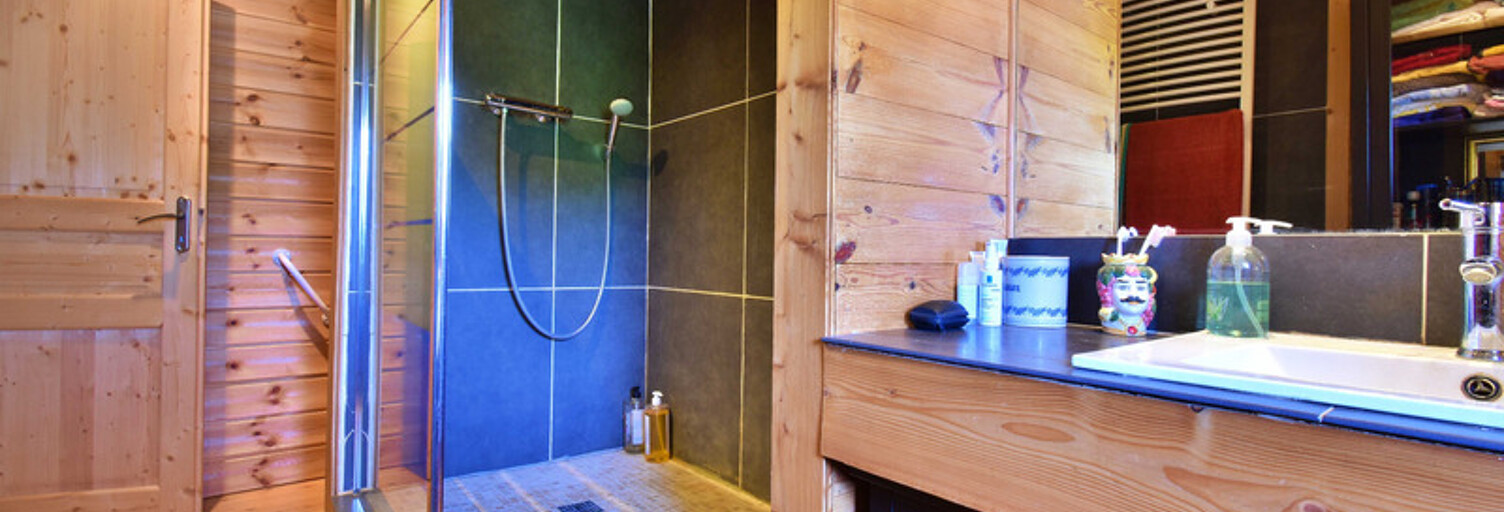 Maison 10 Pièces 127 m² à vendre à Champcella (05310)