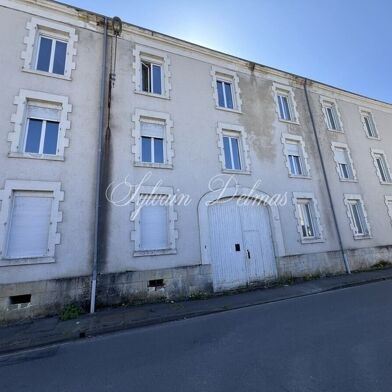 Maison 80 pièces 800000 €