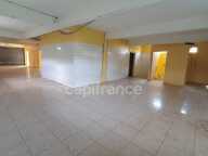 A LOUER-LOCAL COMMERCIAL 200 m² FORT DE FRANCE (972) — photo 2