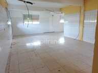 A LOUER-LOCAL COMMERCIAL 200 m² FORT DE FRANCE (972) — photo 4