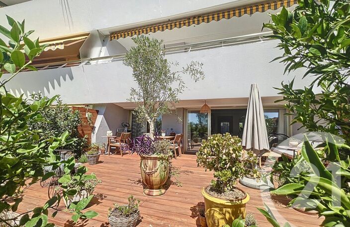 Vente appartement 3 pièces 67 m² Villeneuve-Loubet (06270) — photo 2