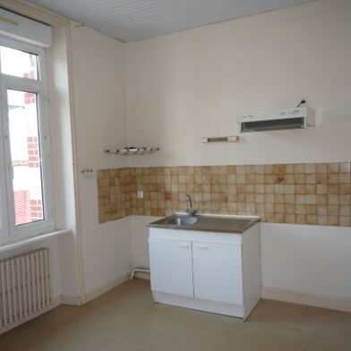 Appartement 3 pièces 610 €