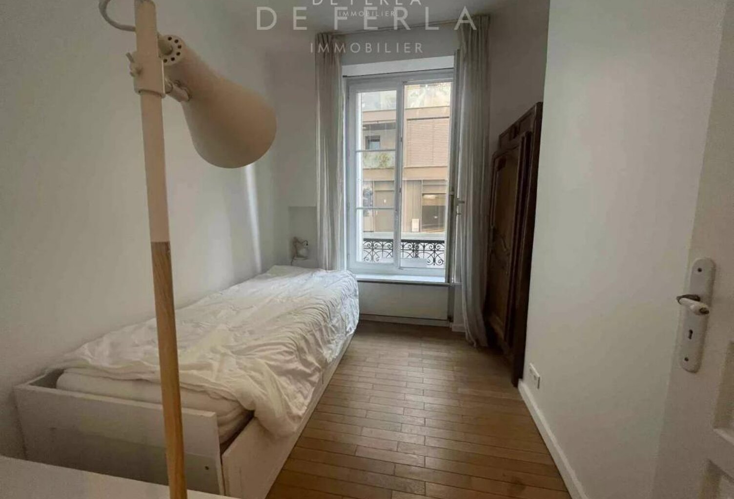 Rez-de-chaussée 2 pièces – 28 m² – Quartier École Militaire — photo 1