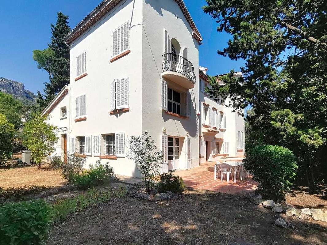 Photo A vendre villa de caractere sur parcelle de 2500 m² image 3/4