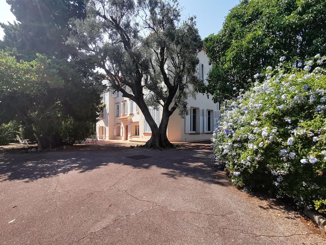 Photo A vendre villa de caractere sur parcelle de 2500 m² image 4/4