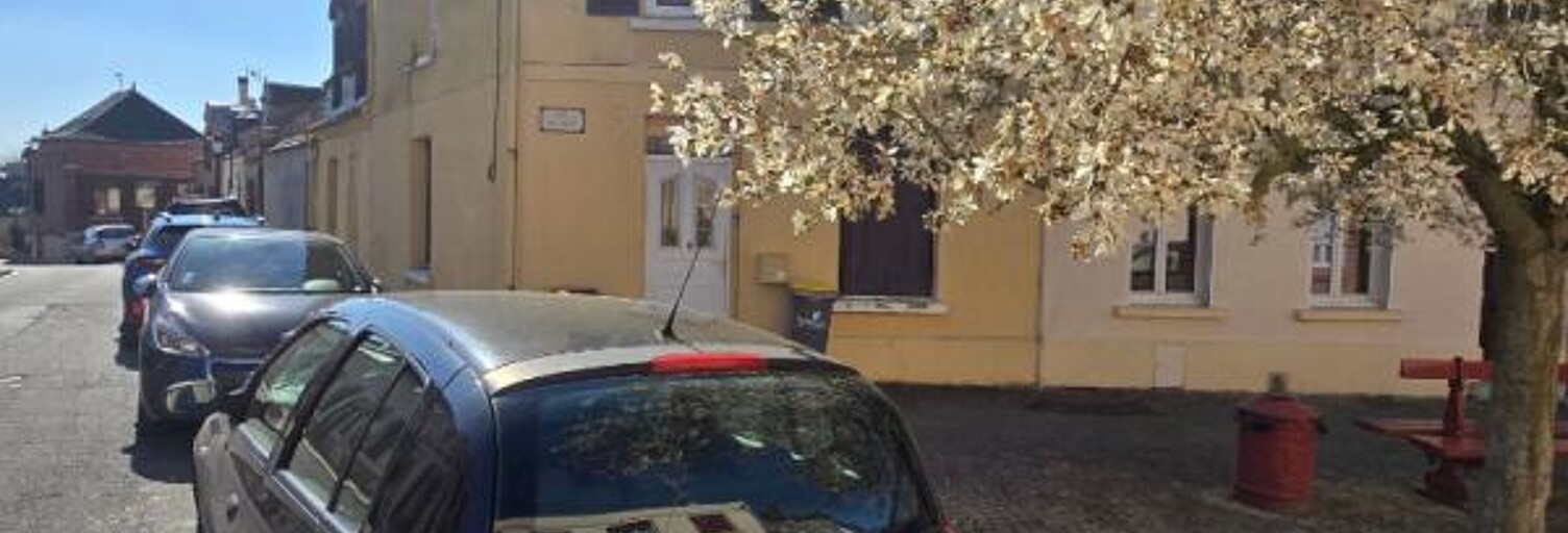 Immeuble  170 m² à vendre à Marle (02250)