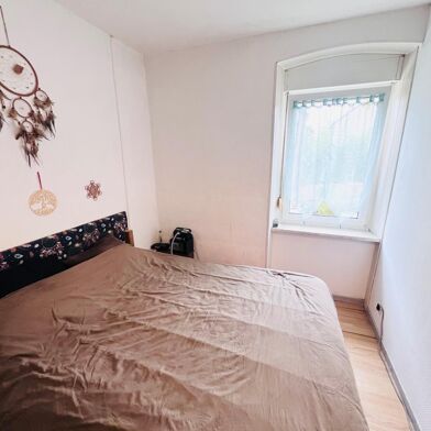 Maison 5 pièces 74000 €