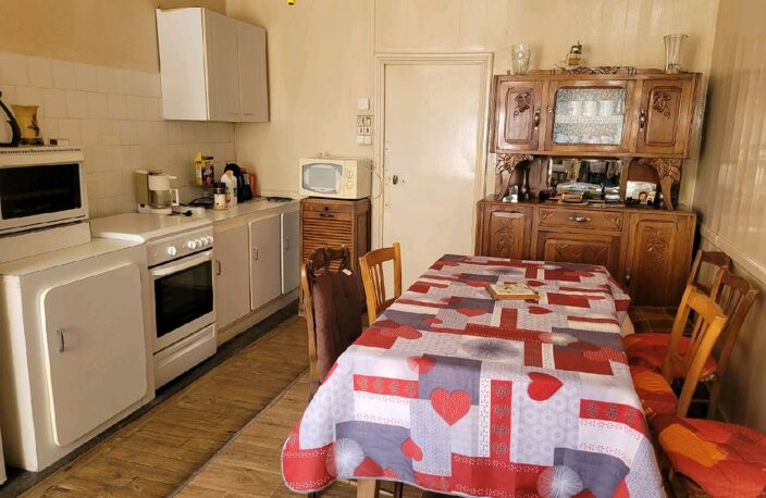 Vente maison 10 pièces 190 m² Saint-Saturnin (15190) — photo 4